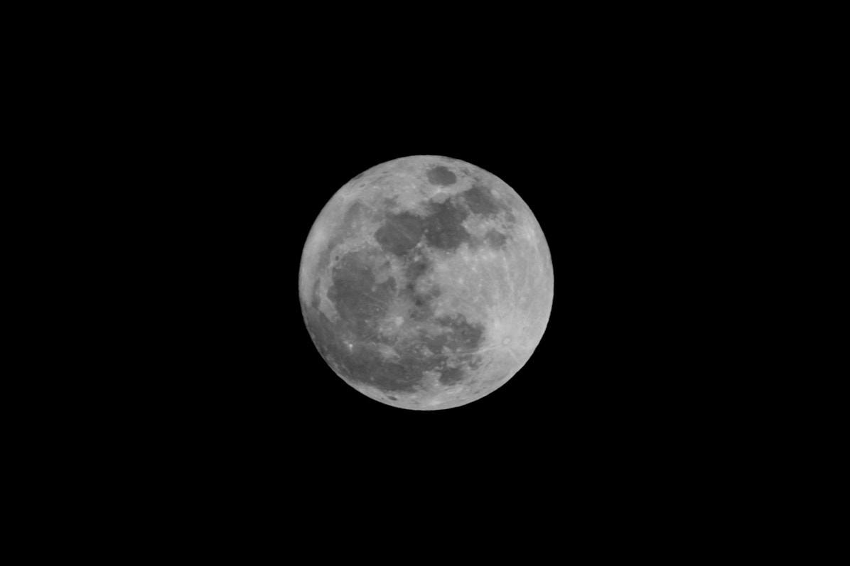 Fujifilm X-T1 + Fujifilm XC 50-230mm F4.5-6.7 OIS II sample photo. Super moon photography