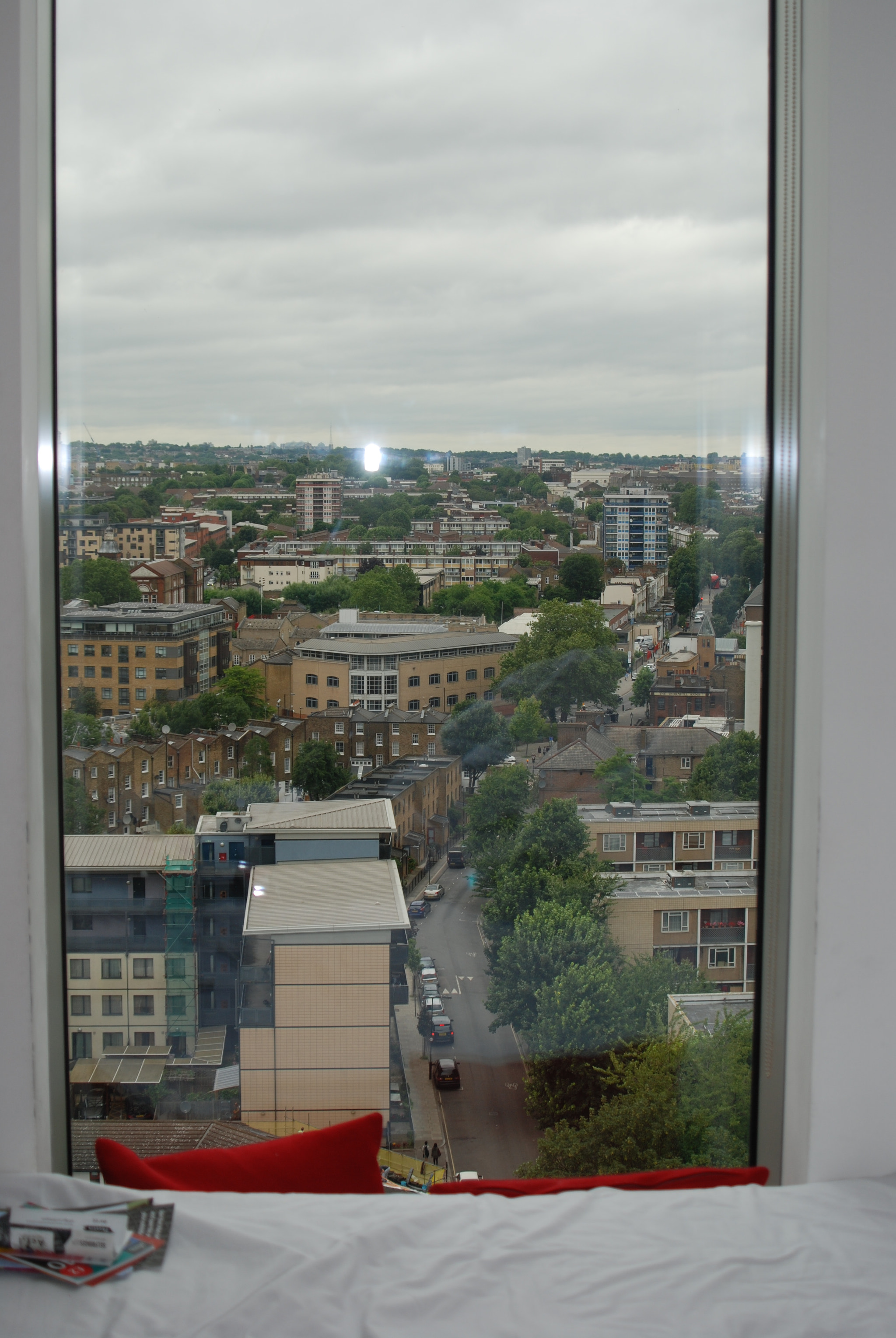 AF Zoom-Nikkor 35-80mm f/4-5.6D N sample photo. View on king's cross, london photography