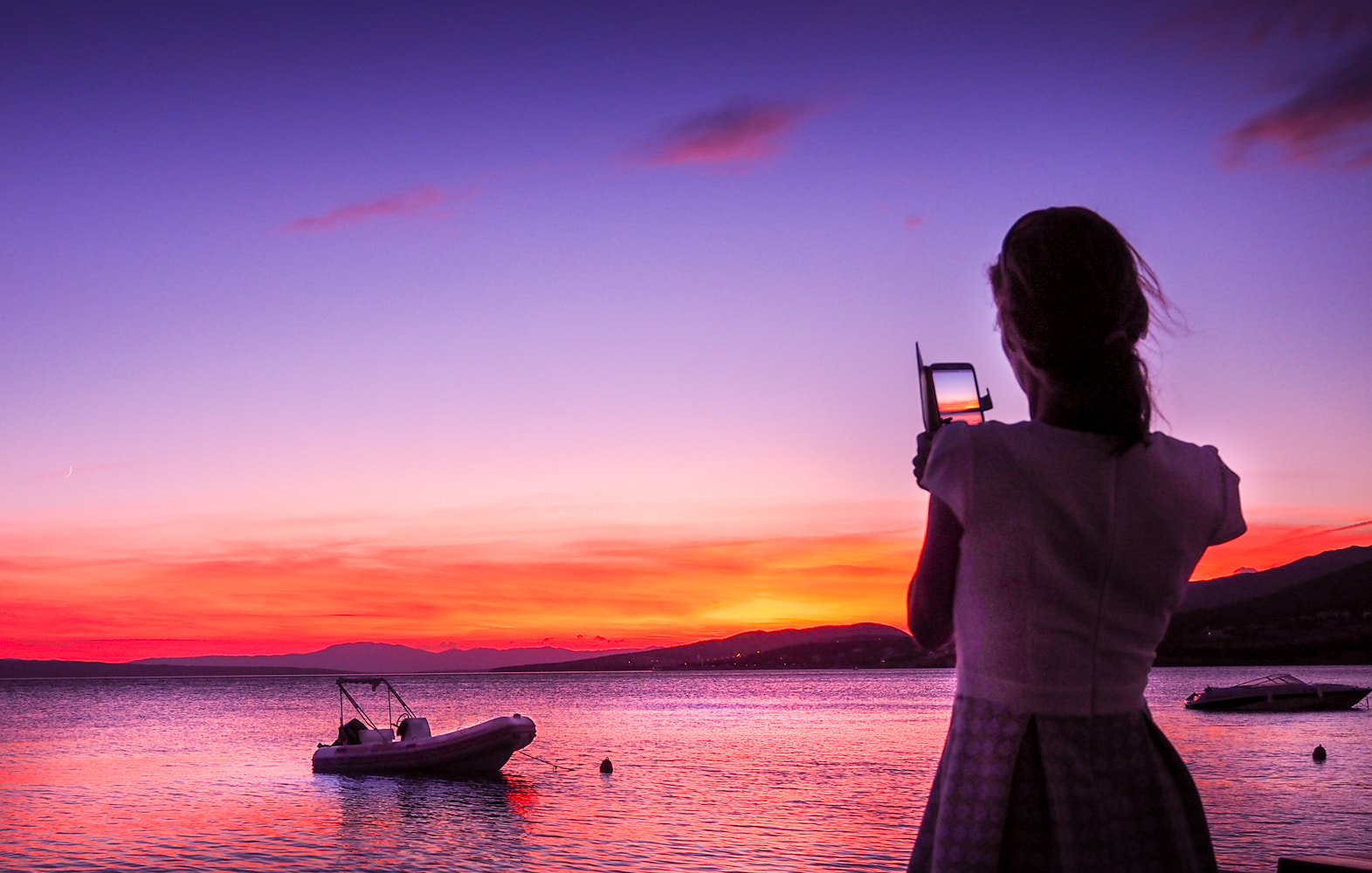 Olympus PEN E-PL7 + Olympus M.Zuiko Digital ED 14-42mm F3.5-5.6 EZ sample photo. Fireball sunset in croatia!! photography