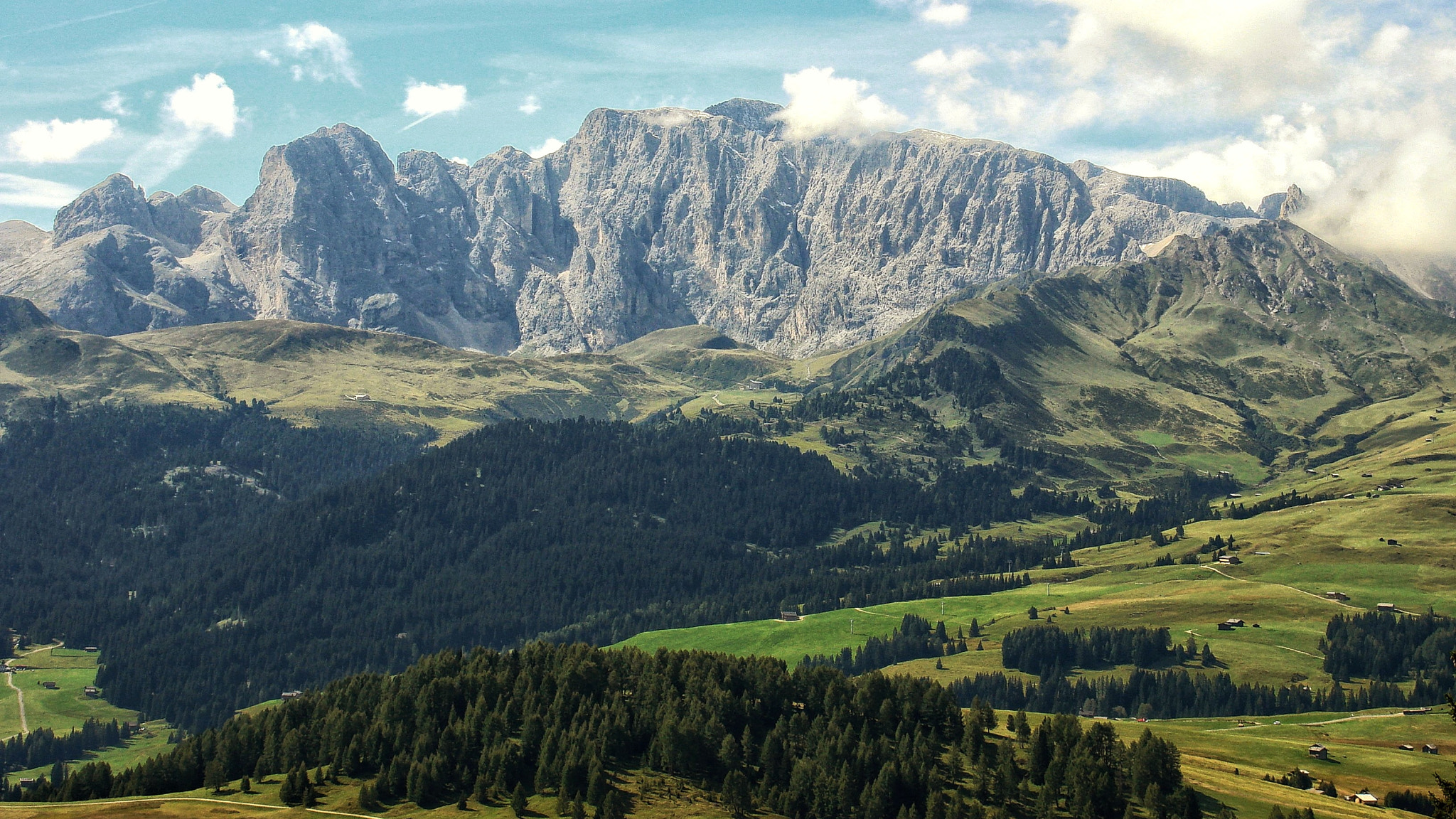 Sony DSC-N2 sample photo. Landscape mountain plateau alpe di siusi_59 - dolomites photography