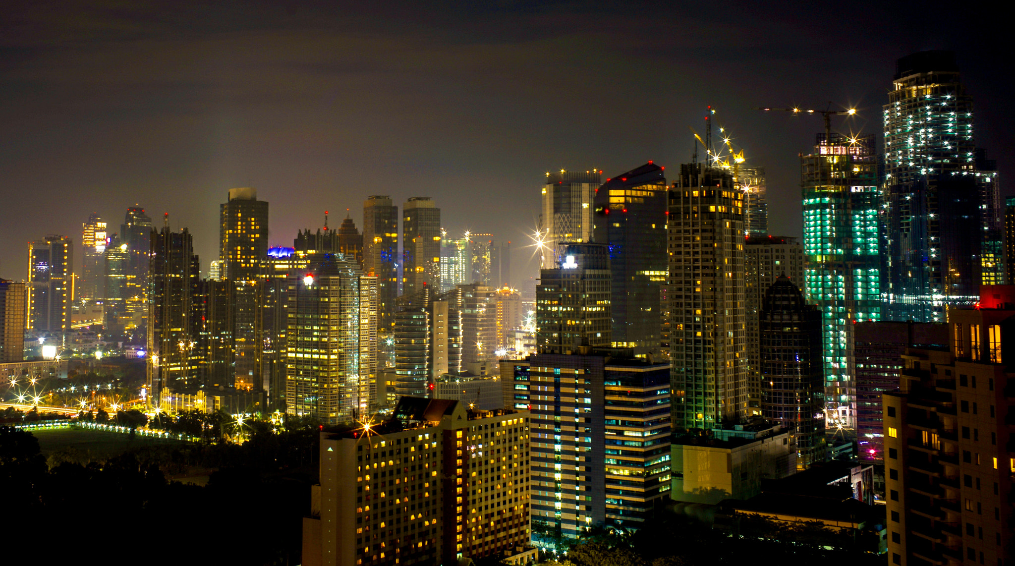 DT 40mm F2.8 SAM sample photo. City night view photography