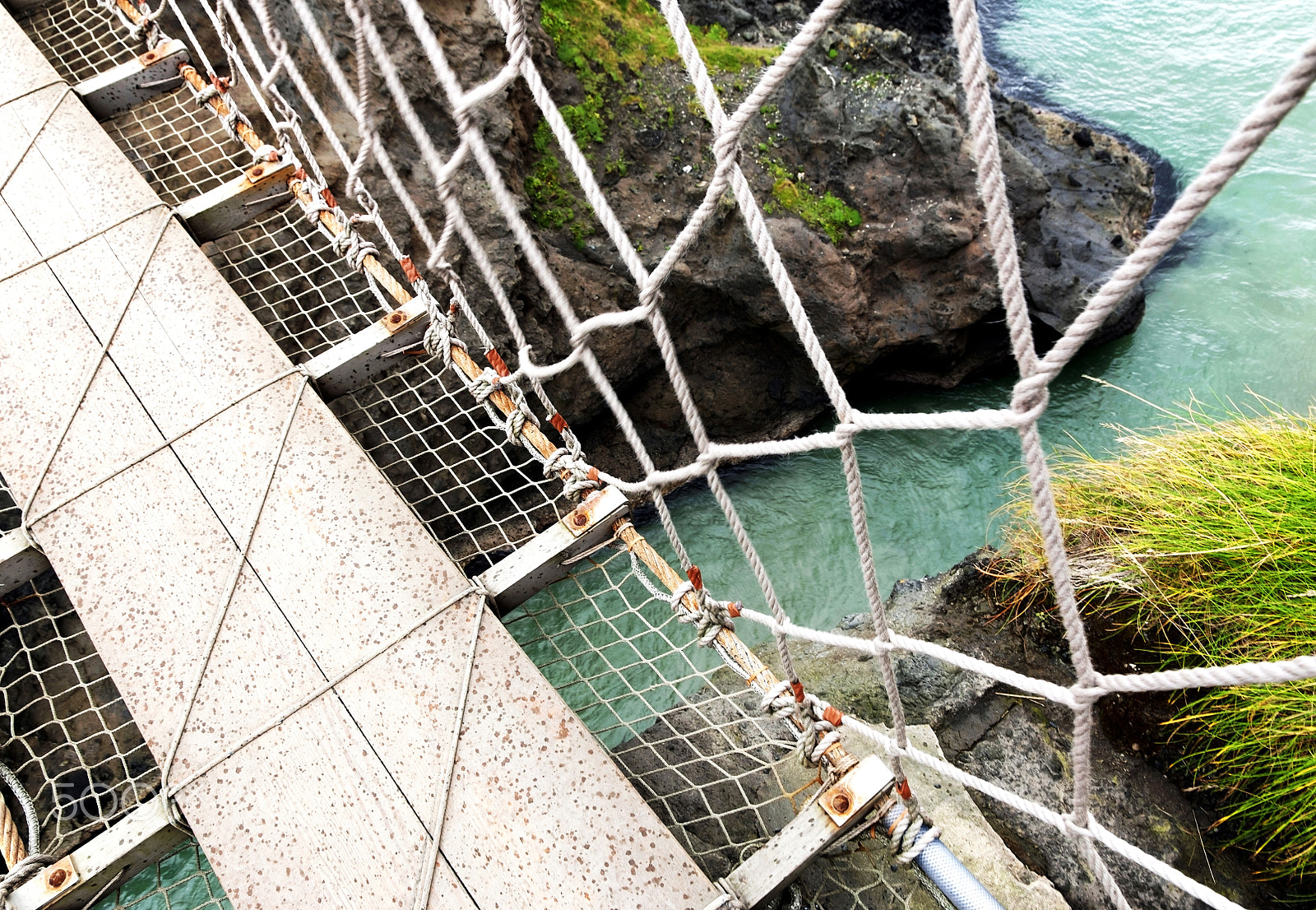 Nikon D5000 sample photo. Crossing the rope bridge, ireland photography