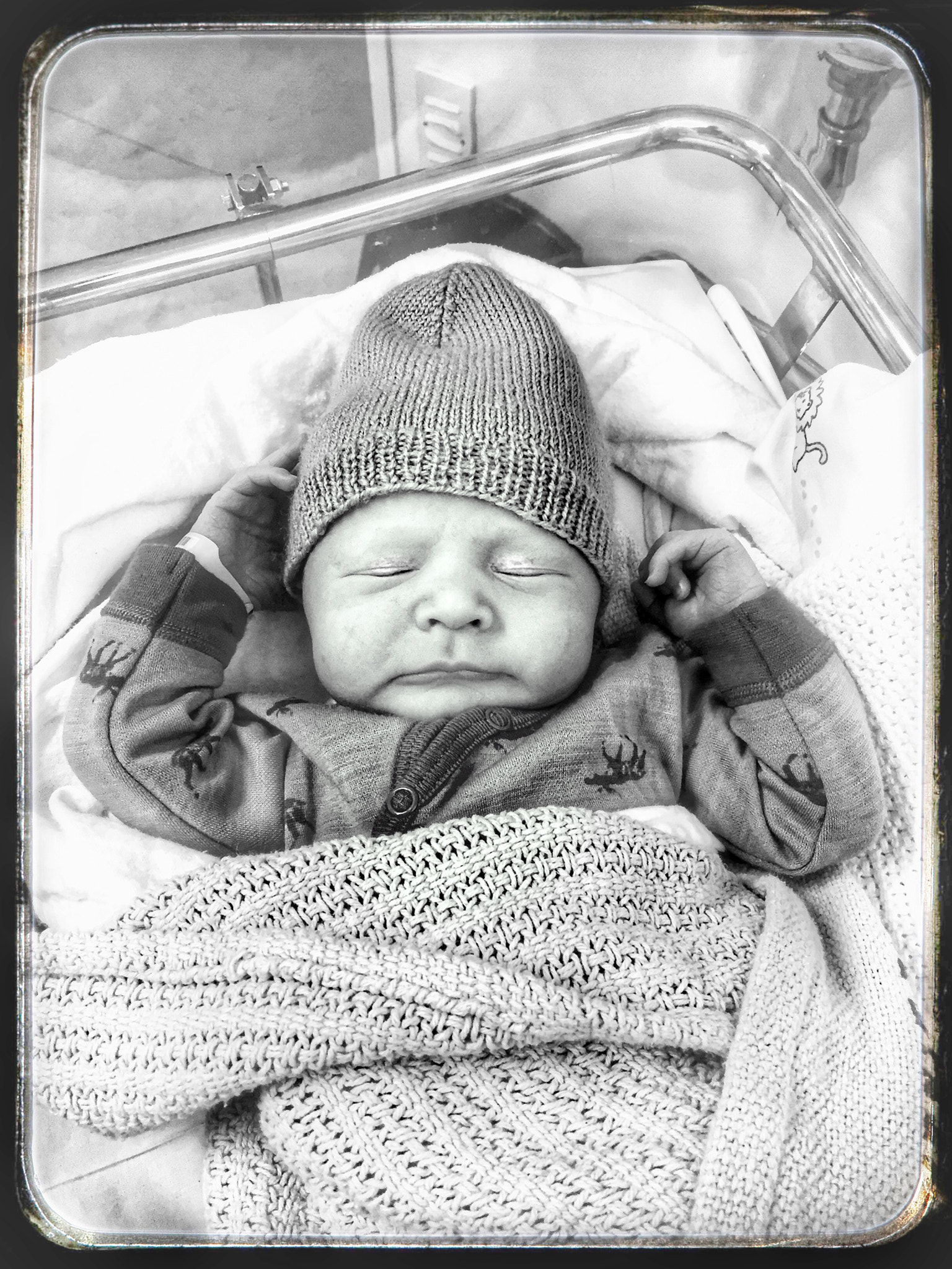 Hipstamatic 322 sample photo. New born fillip photography
