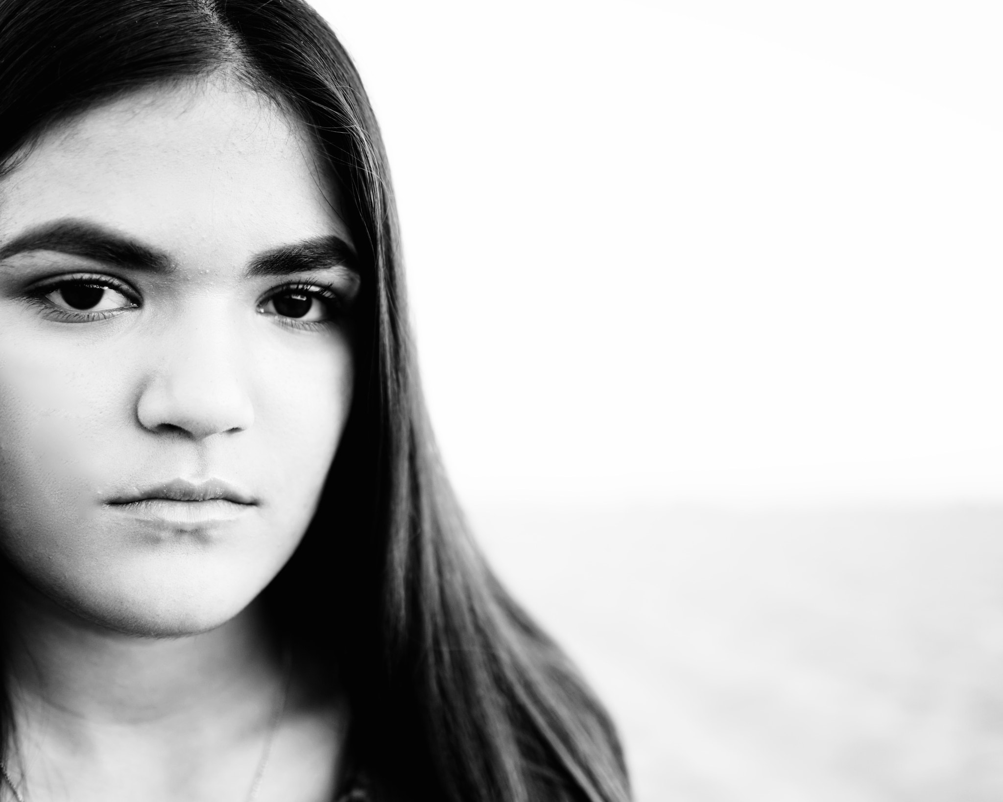 Sony a7 II + Sony FE 28mm F2 sample photo. Souray lifestyle portrait photography