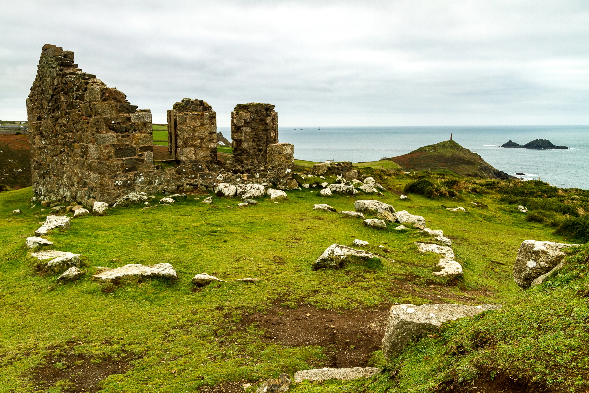 Sigma 18-50mm f/2.8 Macro sample photo. Kenidjack castle photography