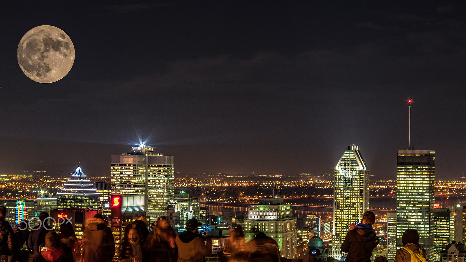 Pentax K-S2 + smc Pentax-DA L 50-200mm F4-5.6 ED WR sample photo. Super moon montreal 2016 photography