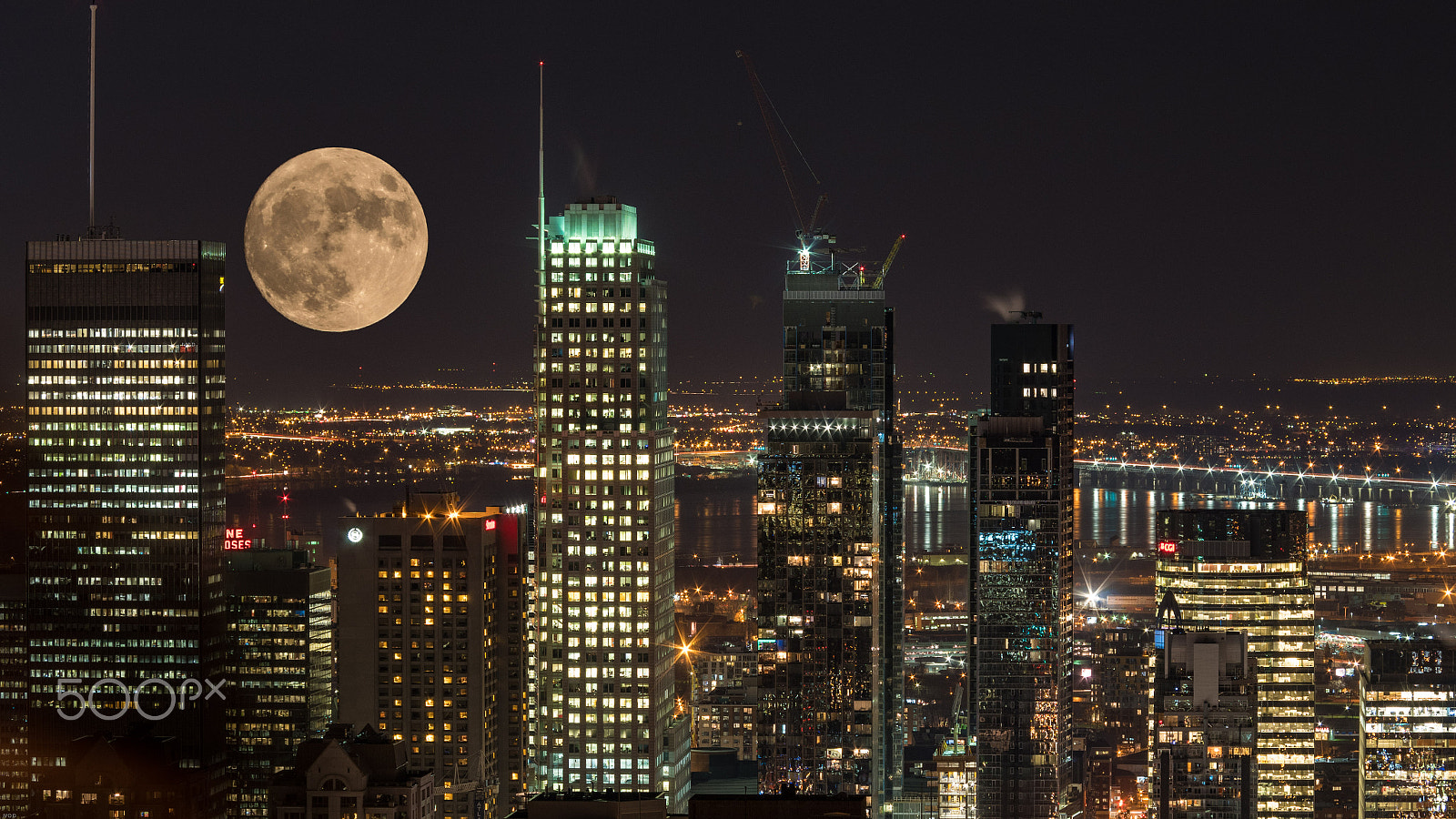 Pentax K-S2 + smc Pentax-DA L 50-200mm F4-5.6 ED WR sample photo. Super moon montreal 1 photography