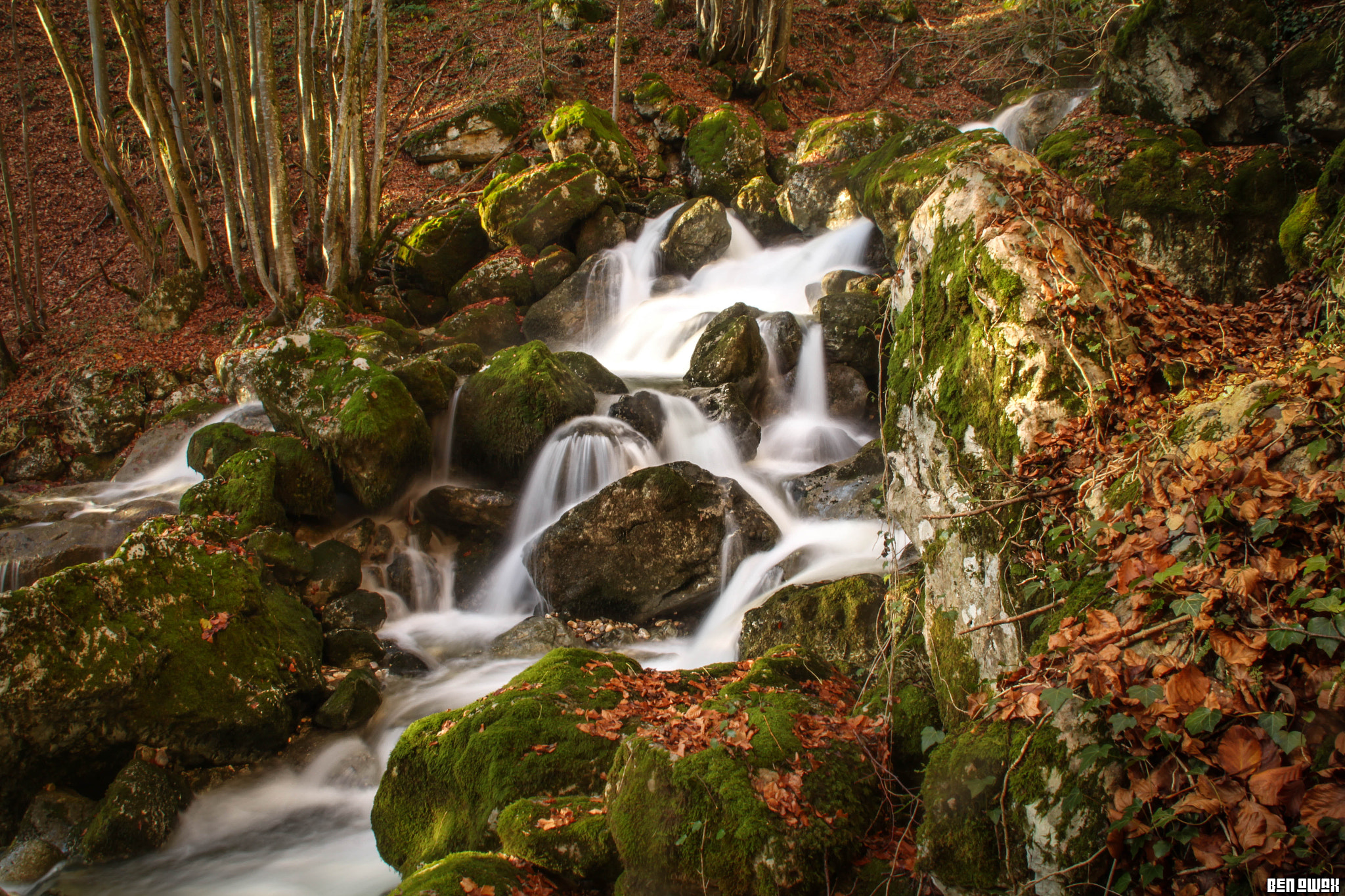 Canon EOS 1200D (EOS Rebel T5 / EOS Kiss X70 / EOS Hi) sample photo. Autumn waterfall photography