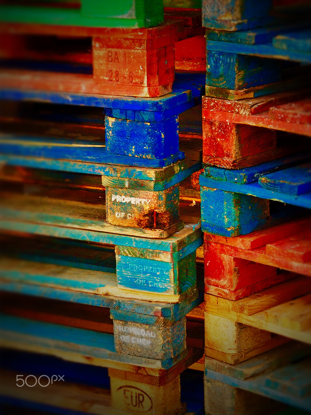 Olympus M.Zuiko Digital ED 14-150mm F4-5.6 sample photo. Beautiful pallets photography