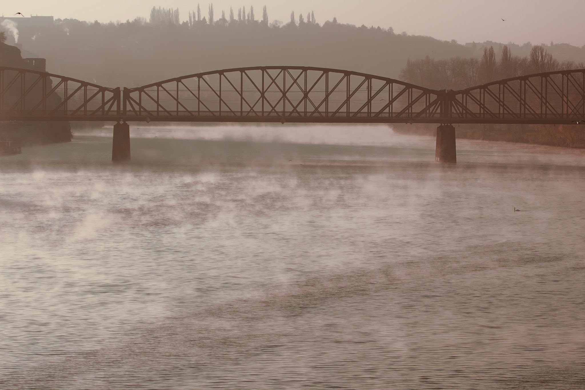 Canon EF 100-400mm F4.5-5.6L IS USM sample photo. Railroad bridge photography