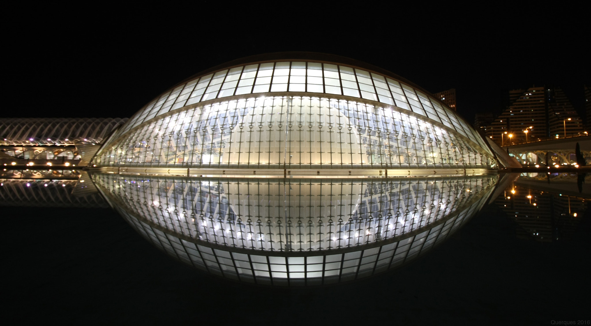 Canon EOS 40D sample photo. Ciutat photography