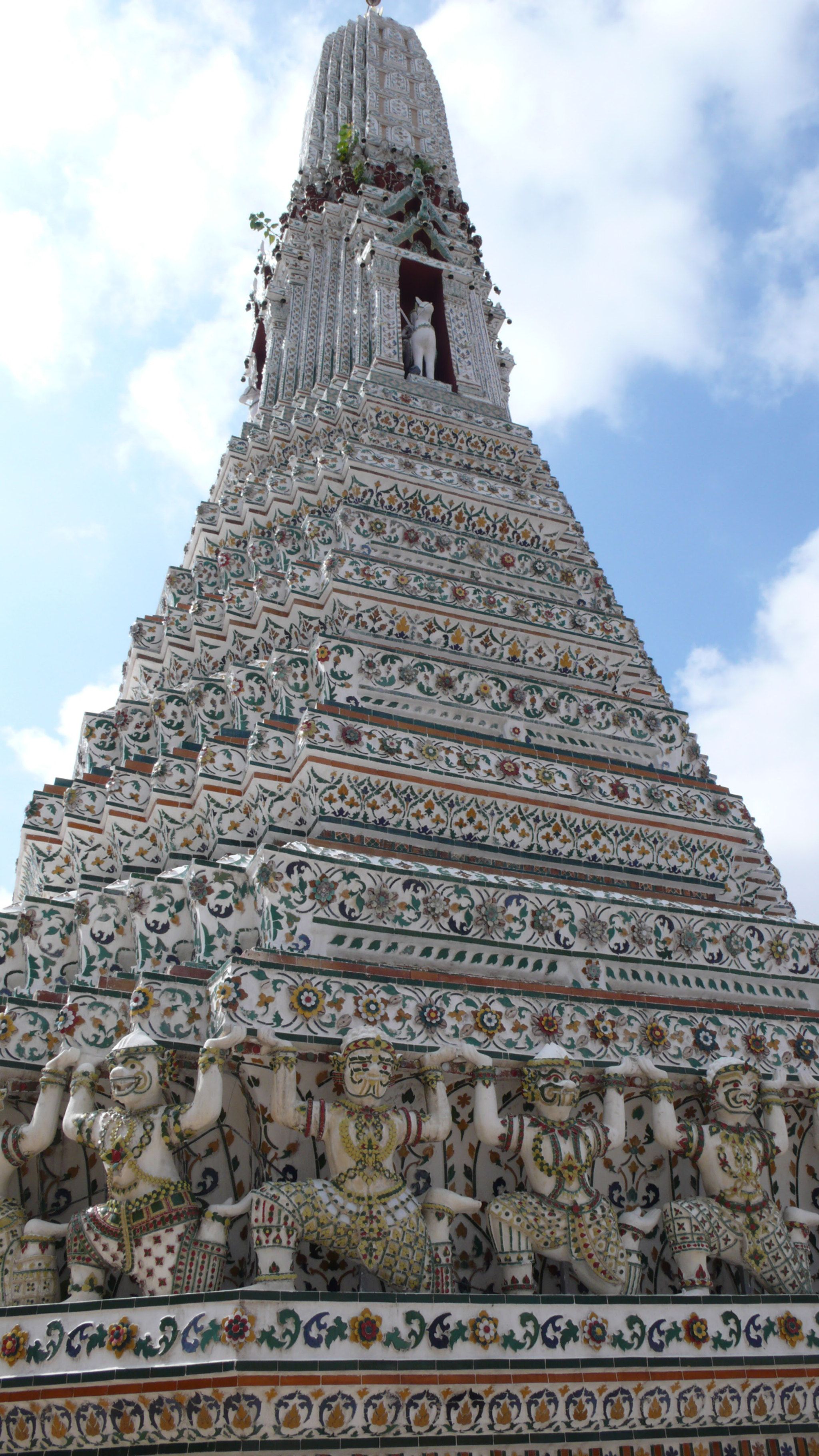 Leica D-LUX 3 sample photo. Wat arun temple in bangkok photography