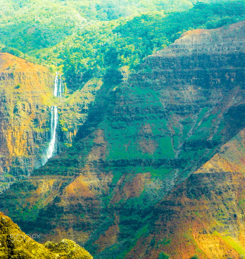 Kodak EasyShare Z981 sample photo. Waterfall - waimea canyon photography