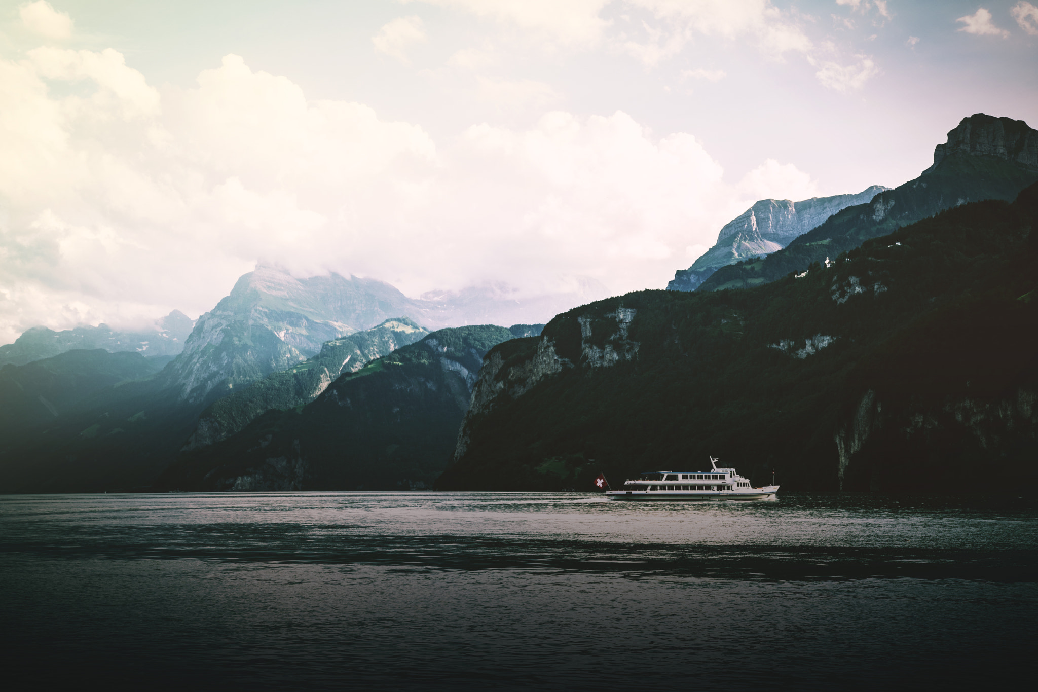 Nikon D5300 + Sigma 18-35mm F1.8 DC HSM Art sample photo. Cruising on lake lucerne photography