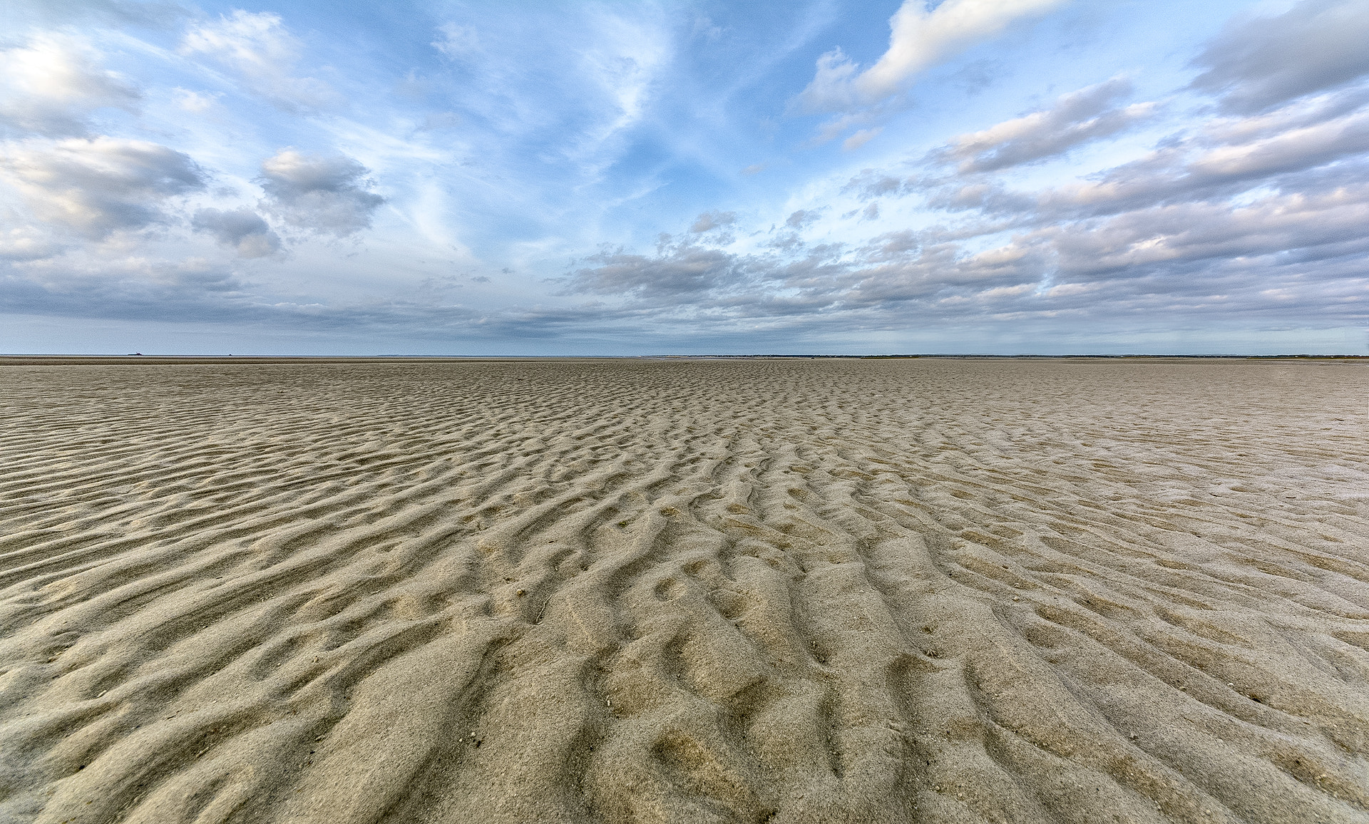 Sigma 8-16mm F4.5-5.6 DC HSM sample photo. Low tide photography