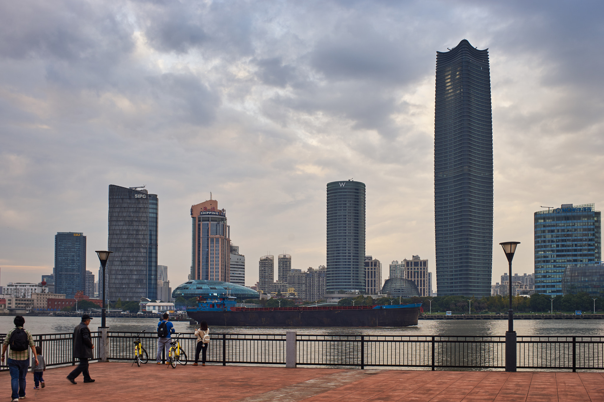 DT 40mm F2.8 SAM sample photo
