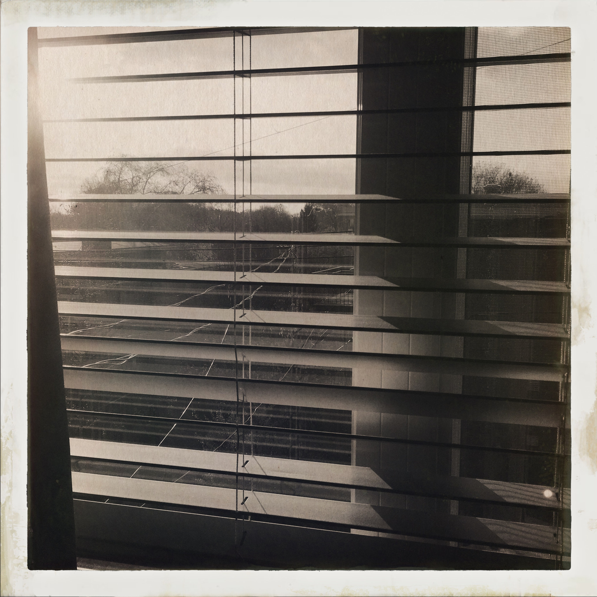 Hipstamatic 322 sample photo. This is a lomo style photography