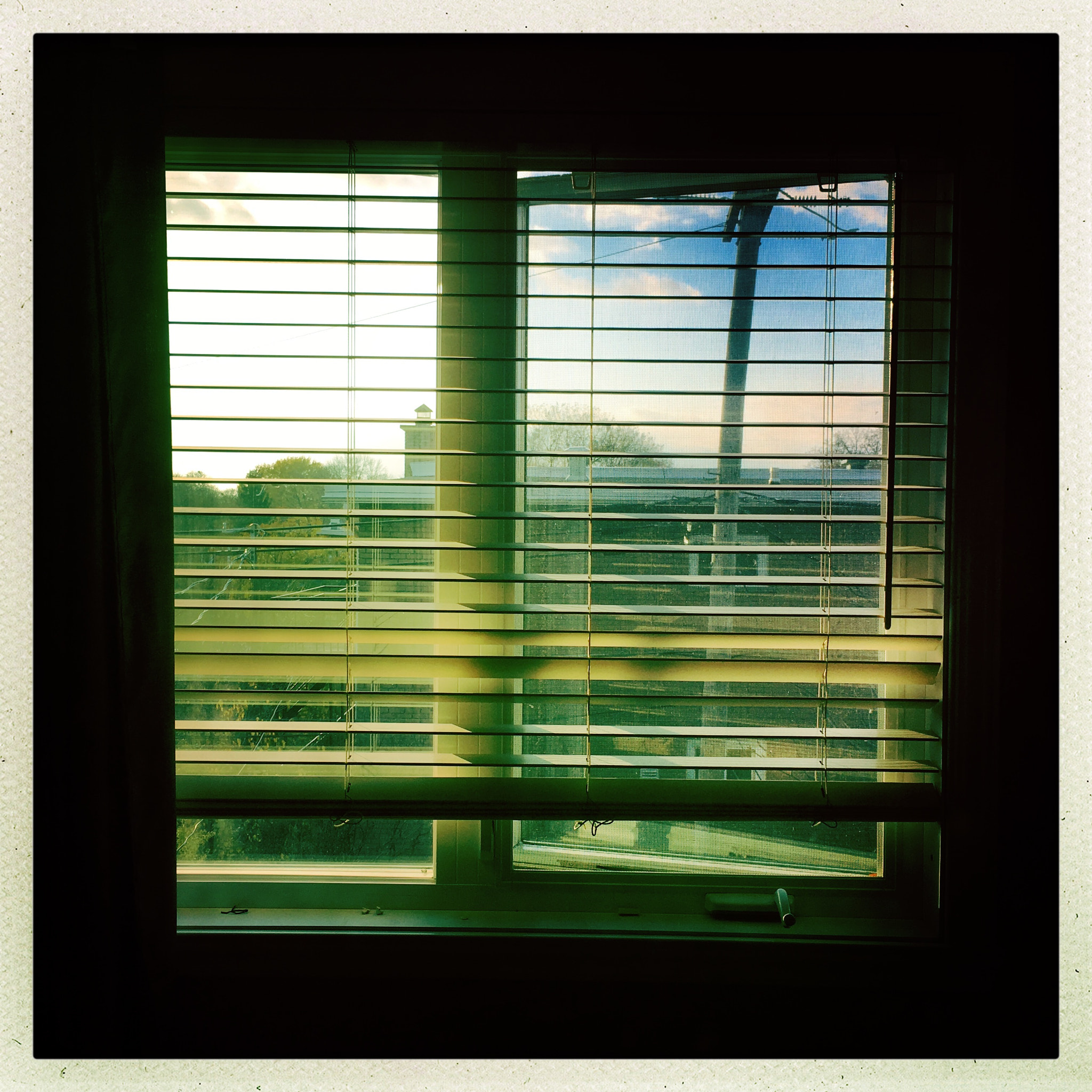 Hipstamatic 322 sample photo. Colorful lomo photography