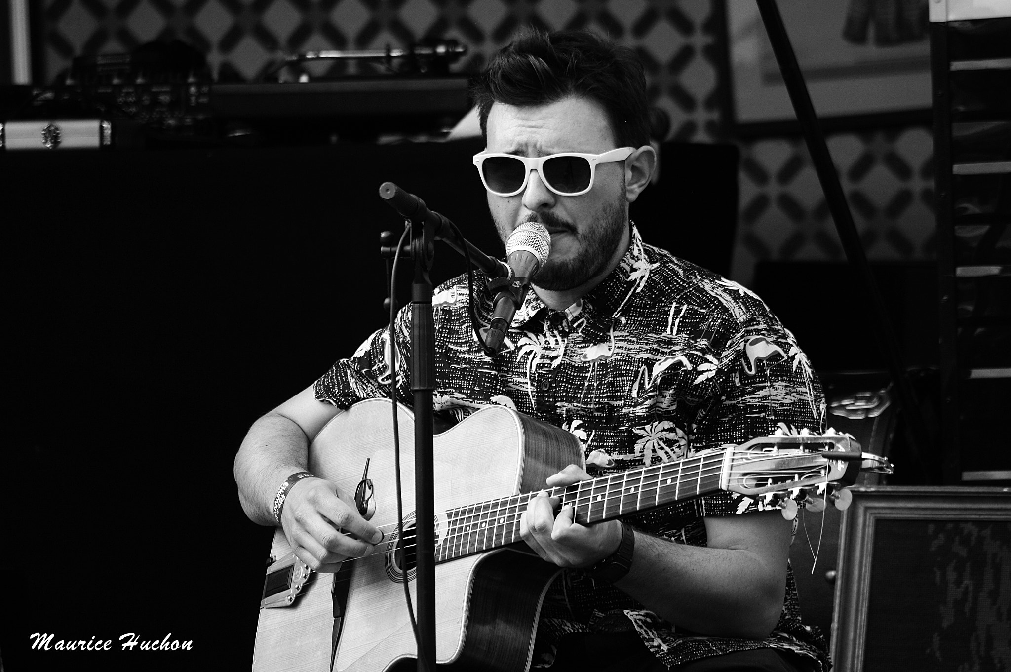 Pentax K20D sample photo. Guitariste fête de l'humanité. photography