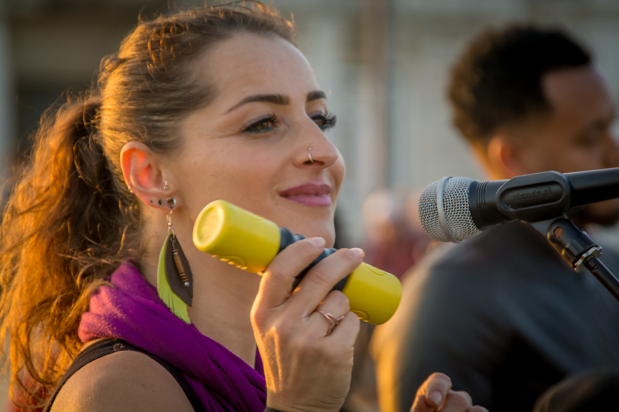 Sigma 18-250mm F3.5-6.3 DC OS HSM sample photo. Street musicians photography