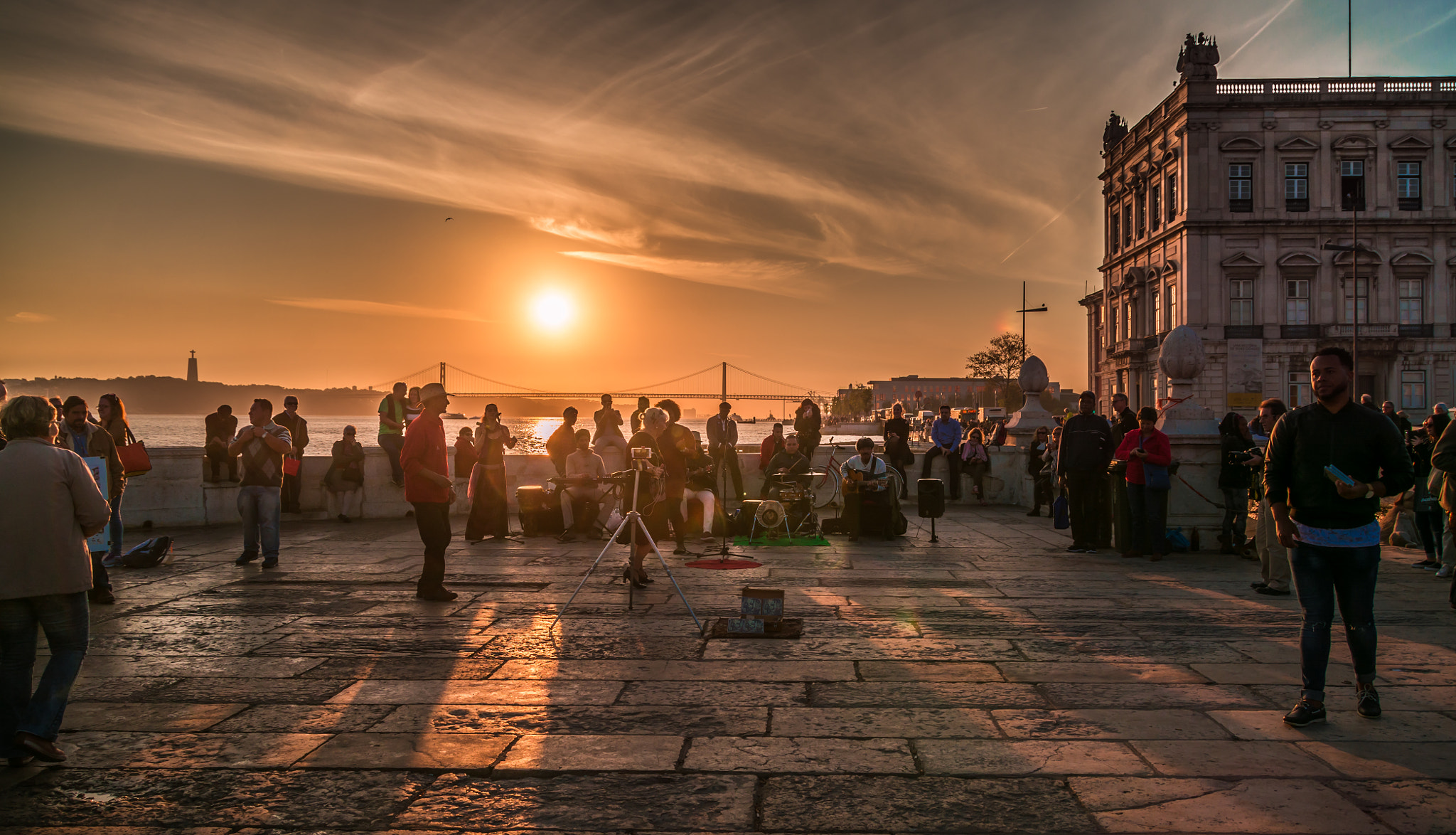 Nikon D7100 + Sigma 18-250mm F3.5-6.3 DC OS HSM sample photo. Lisbon photography