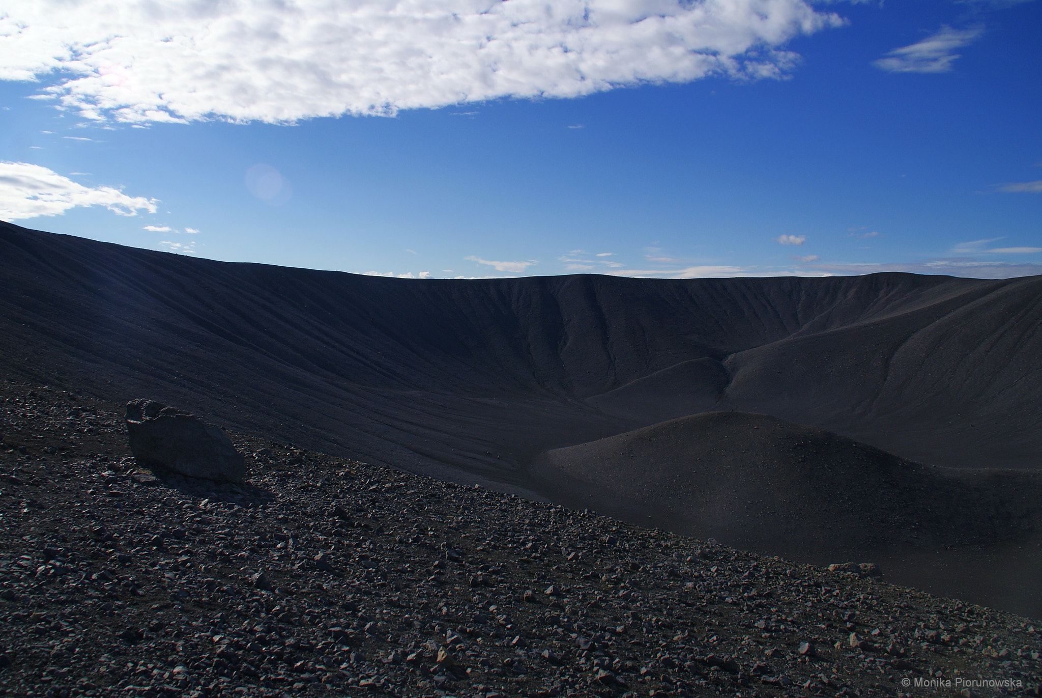 Sony Alpha DSLR-A300 sample photo. Volcano photography