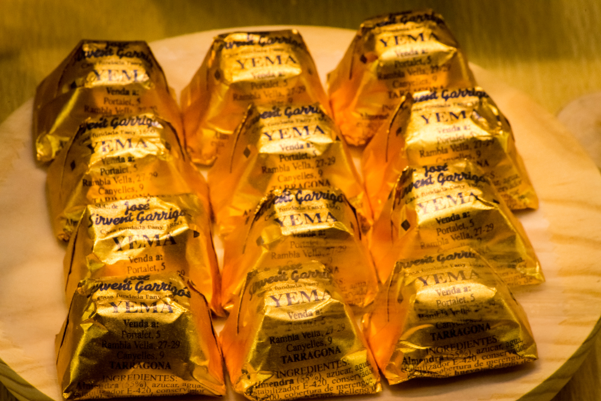 Tamron 18-270mm F3.5-6.3 Di II PZD sample photo. Christmas is early. photography