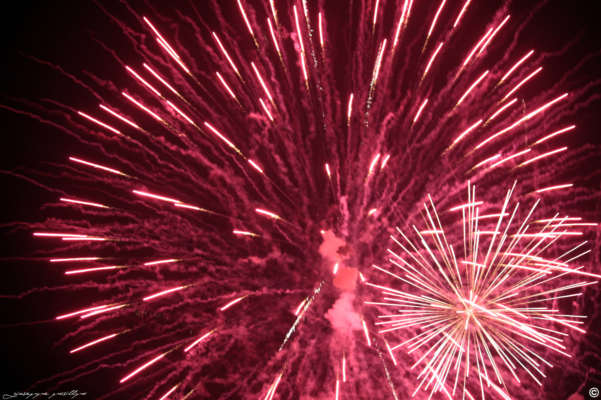 Canon EF-S 55-250mm F4-5.6 IS sample photo. Fuochi artificiali photography