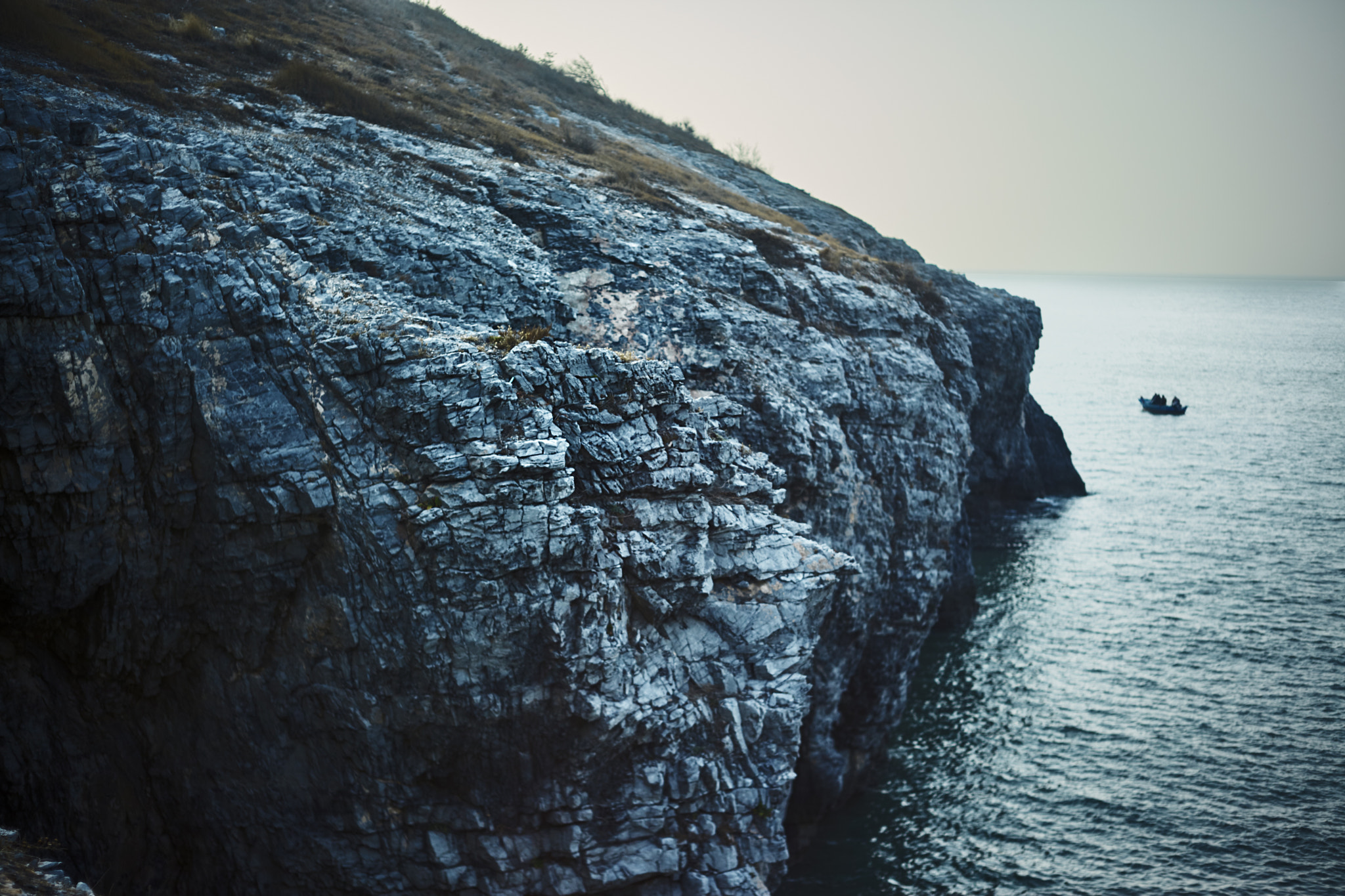Canon EF 50mm F1.8 II sample photo. Winter sea photography