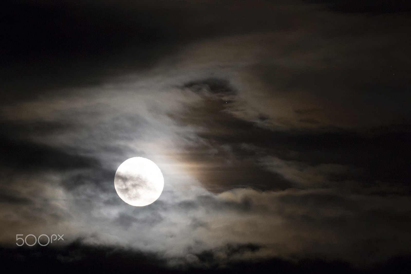 Sigma 50-500mm f/4-6.3 APO HSM EX sample photo. Smokey skies photography