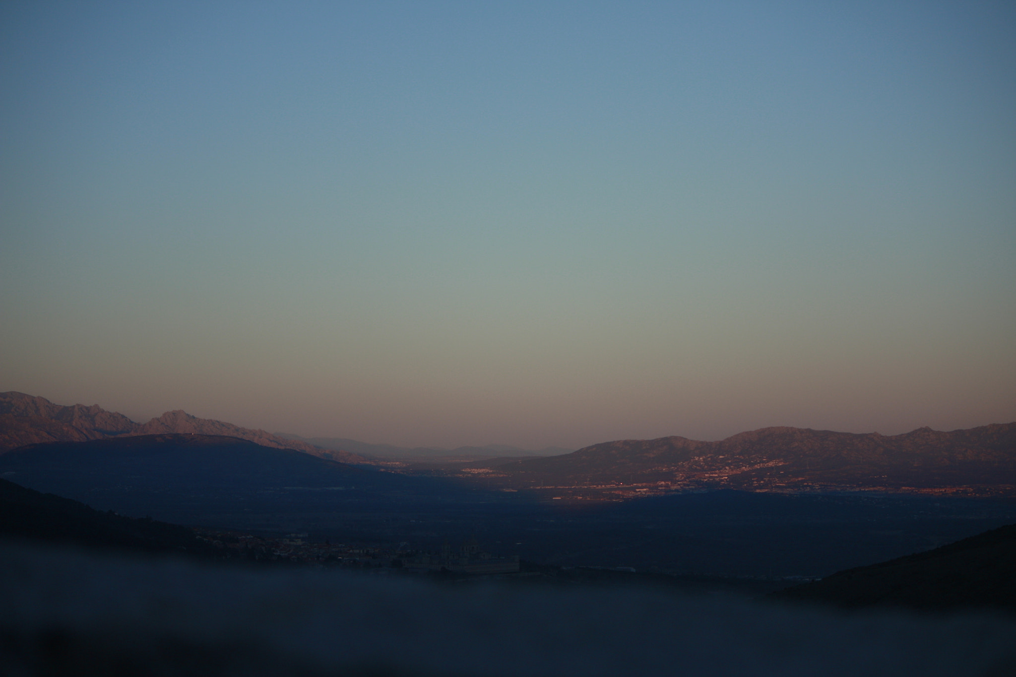 Canon EF-S 55-250mm F4-5.6 IS sample photo. Mg photography