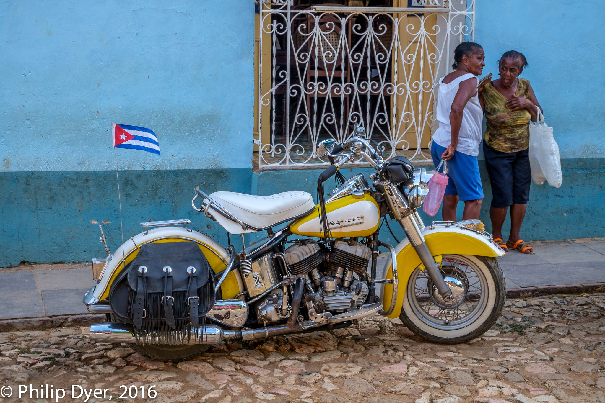 Fujifilm XC 16-50mm F3.5-5.6 OIS sample photo. Yellow harley davidson, trinidad, cuba.jpg photography