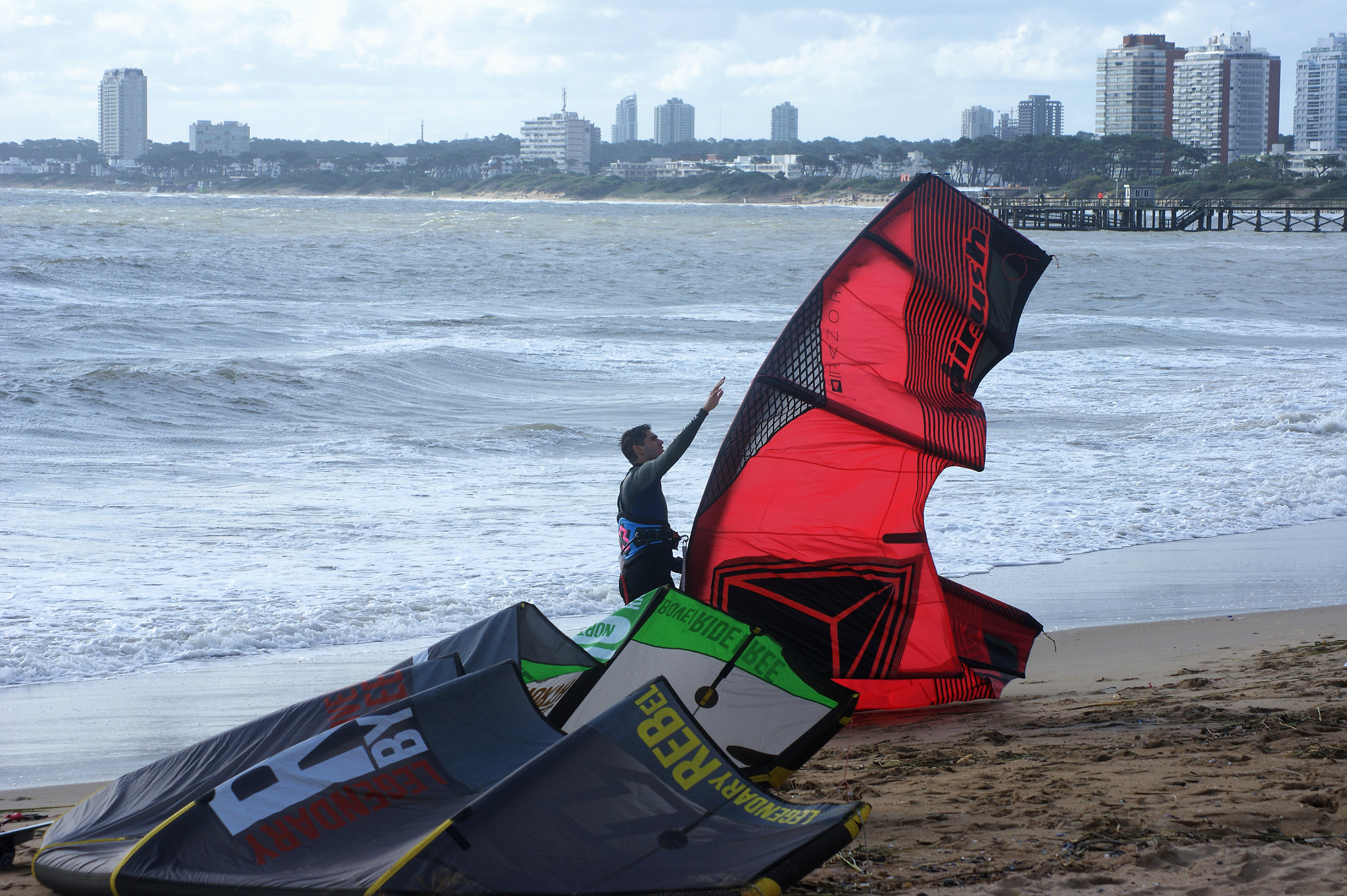 Sony Alpha DSLR-A390 + Sony DT 55-200mm F4-5.6 SAM sample photo. Kiteboarding photography