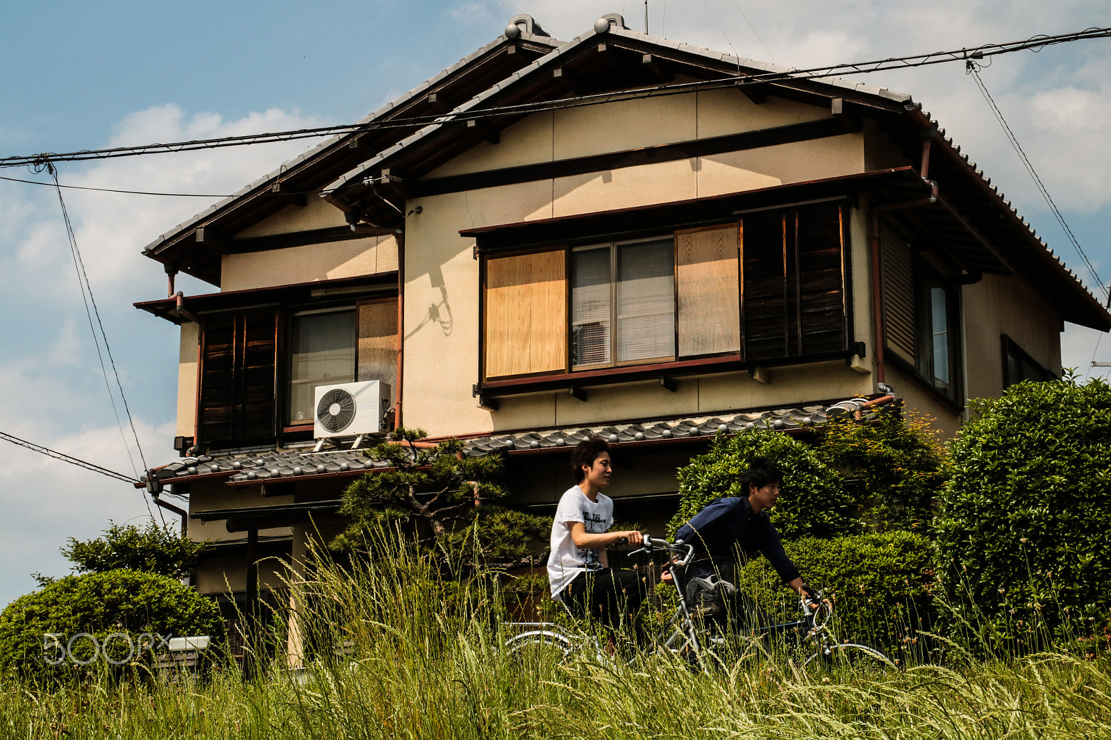 Canon EOS 760D (EOS Rebel T6s / EOS 8000D) + Canon EF-S 18-135mm F3.5-5.6 IS STM sample photo. Along the kamogawa photography