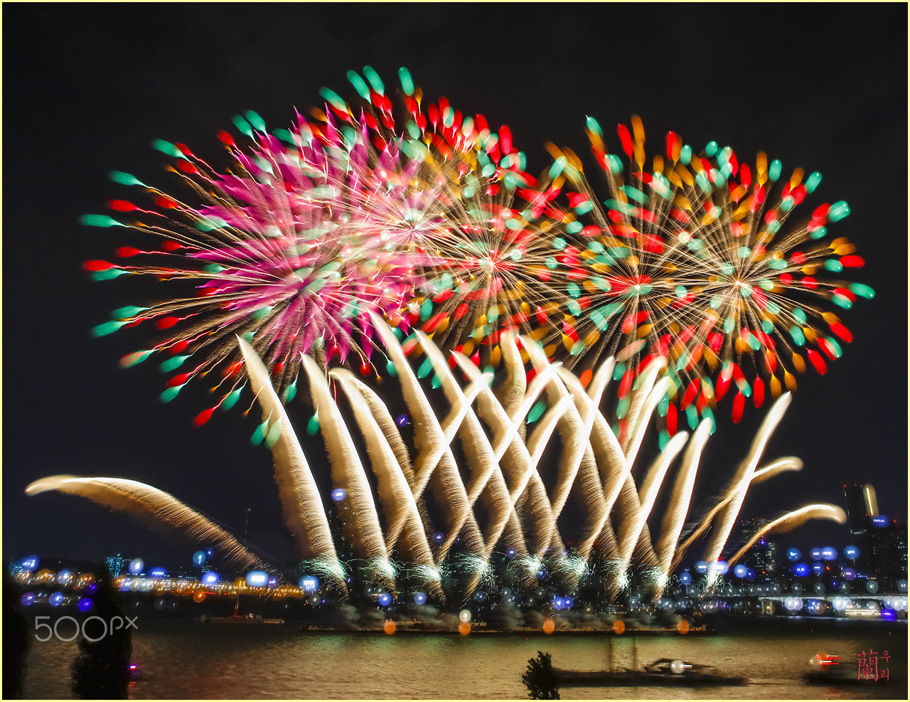 Canon EOS 5DS R sample photo. Fireworks festival in seoul photography