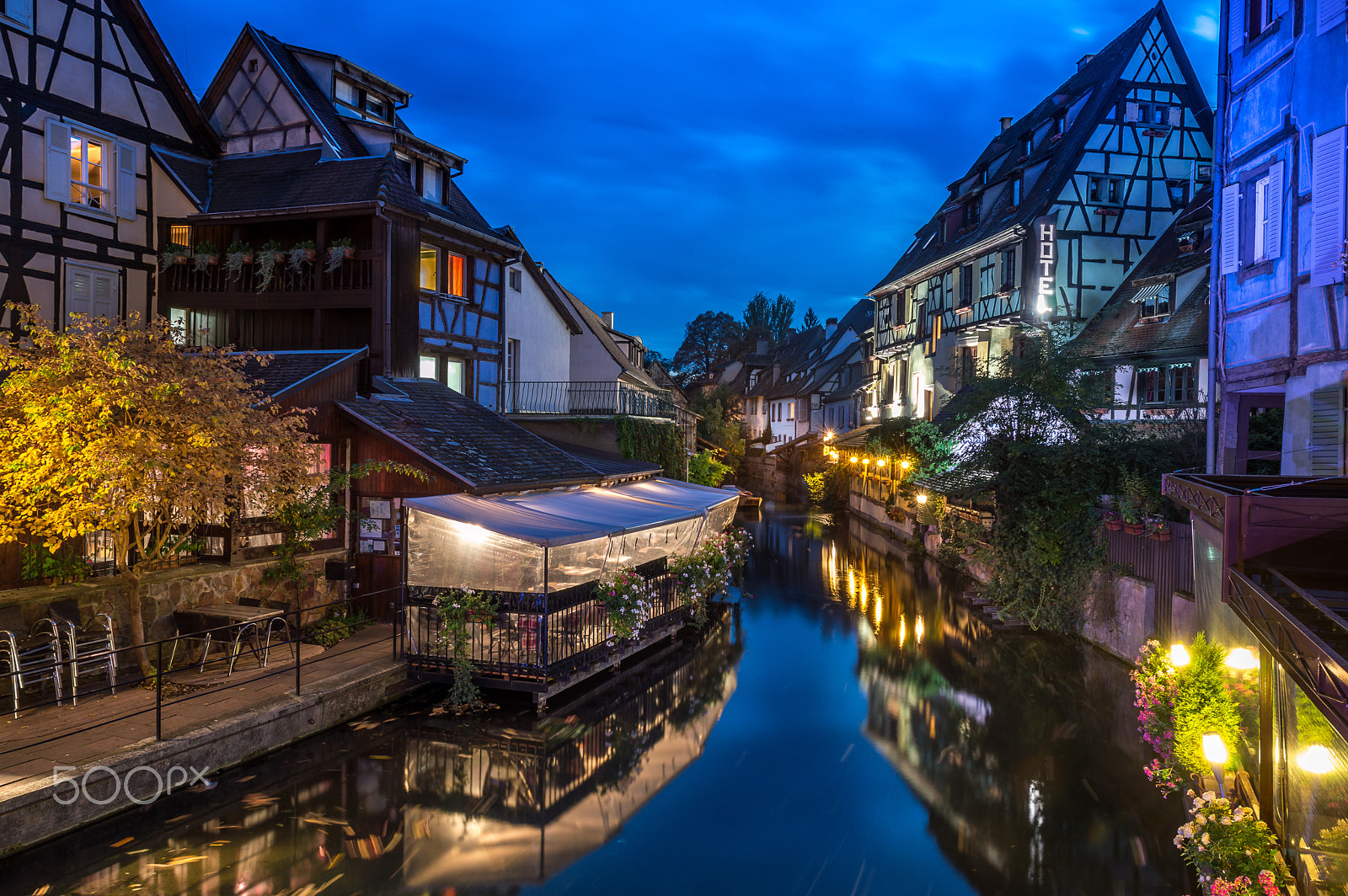 Nikon AF-S Nikkor 17-35mm F2.8D ED-IF sample photo. Blue hours photography