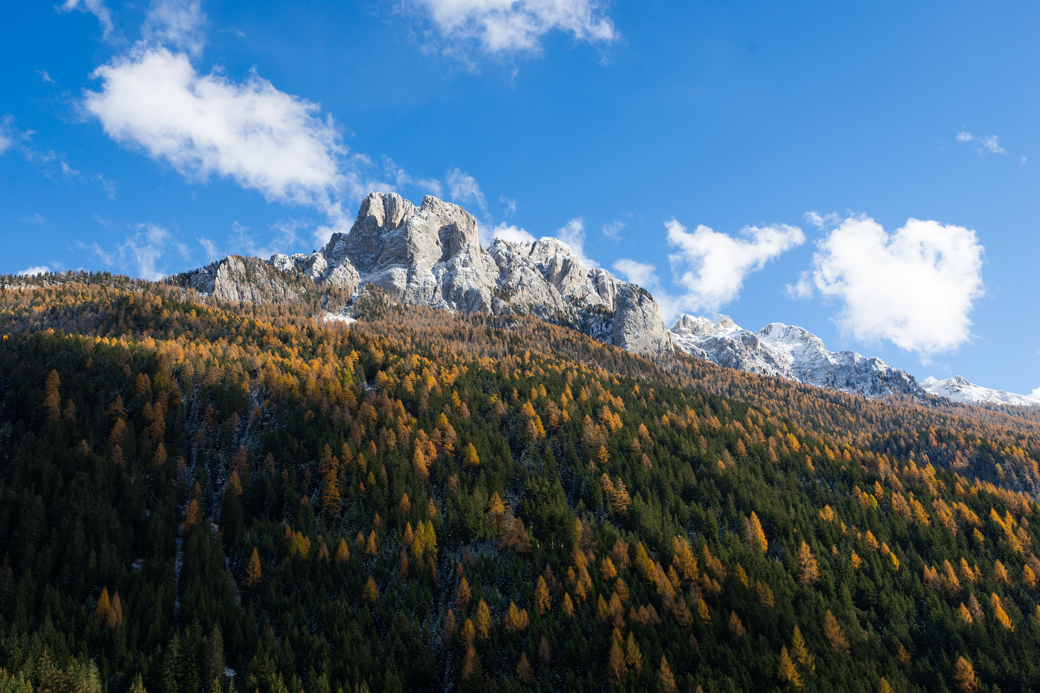 Sony a99 II + Sony Vario-Sonnar T* 16-35mm F2.8 ZA SSM sample photo. Autumn in the dolomites photography