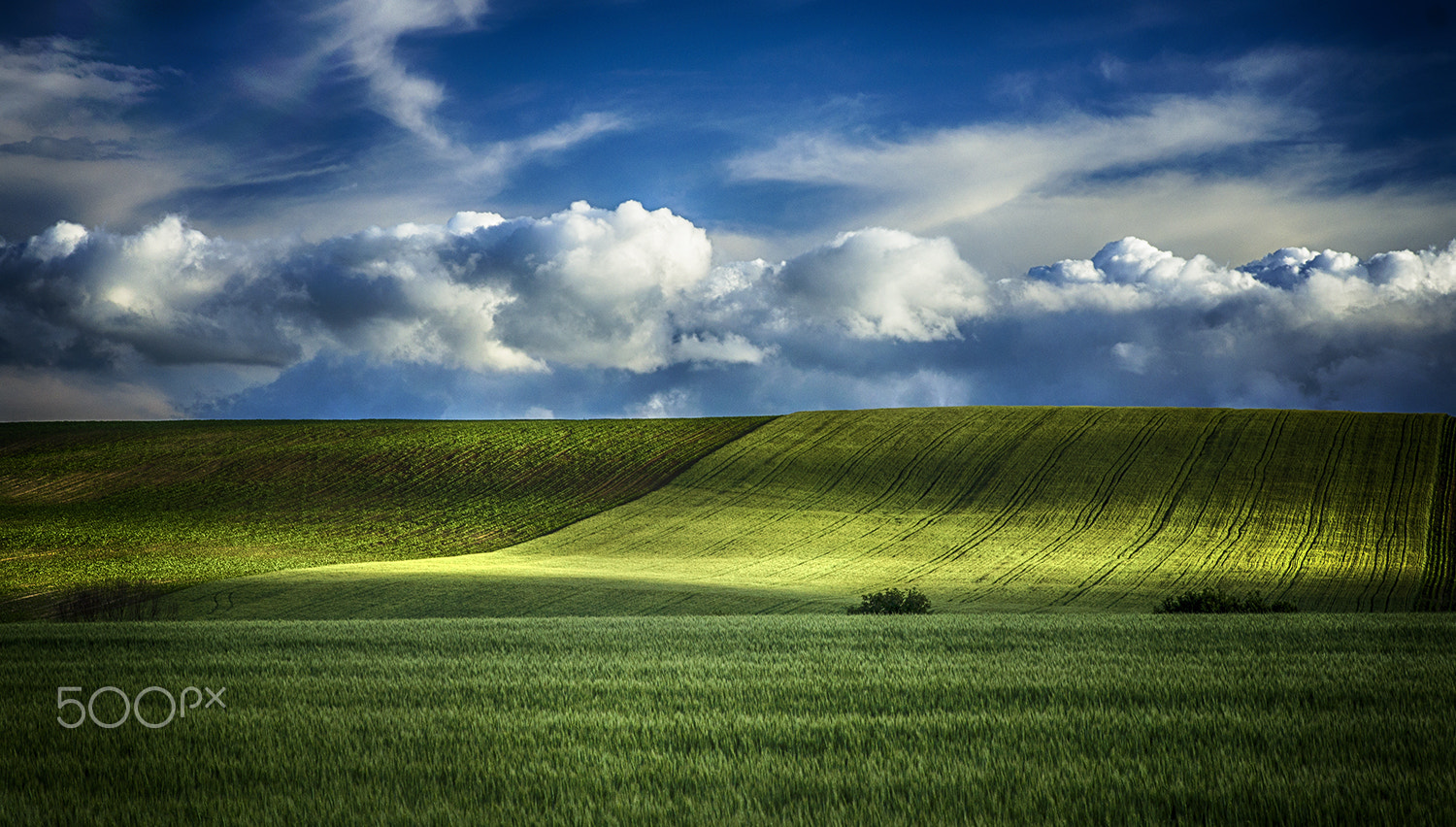 Sony Alpha DSLR-A580 + Tamron SP 24-70mm F2.8 Di VC USD sample photo. Hills and clouds photography
