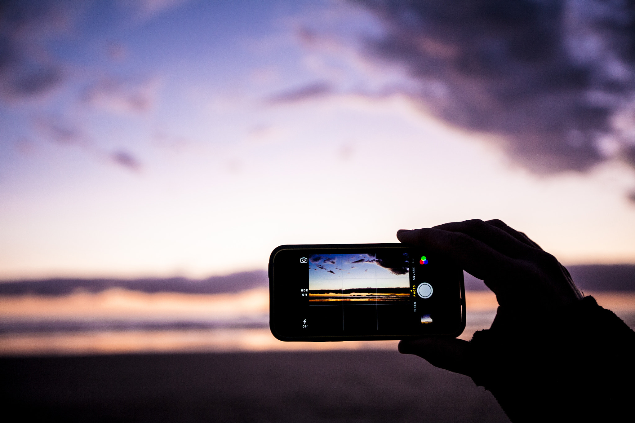 Canon EF 16-35mm F2.8L II USM sample photo. Capture the gloaming photography