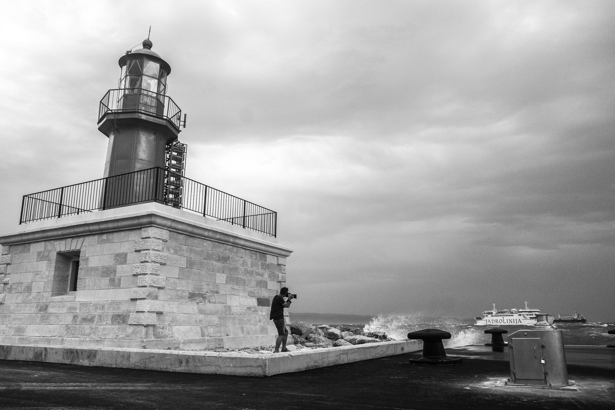 Samsung NX300M sample photo. Storm photography