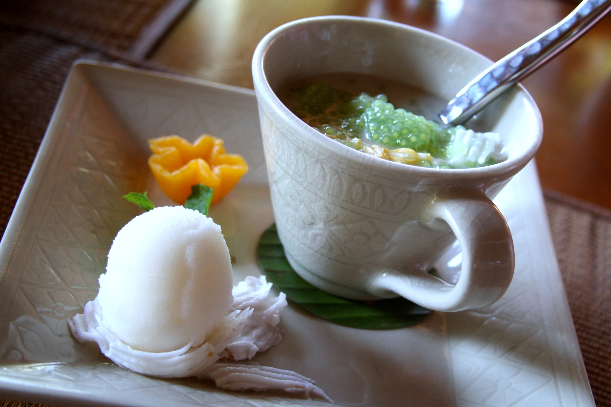 Canon EF 28-135mm F3.5-5.6 IS USM sample photo