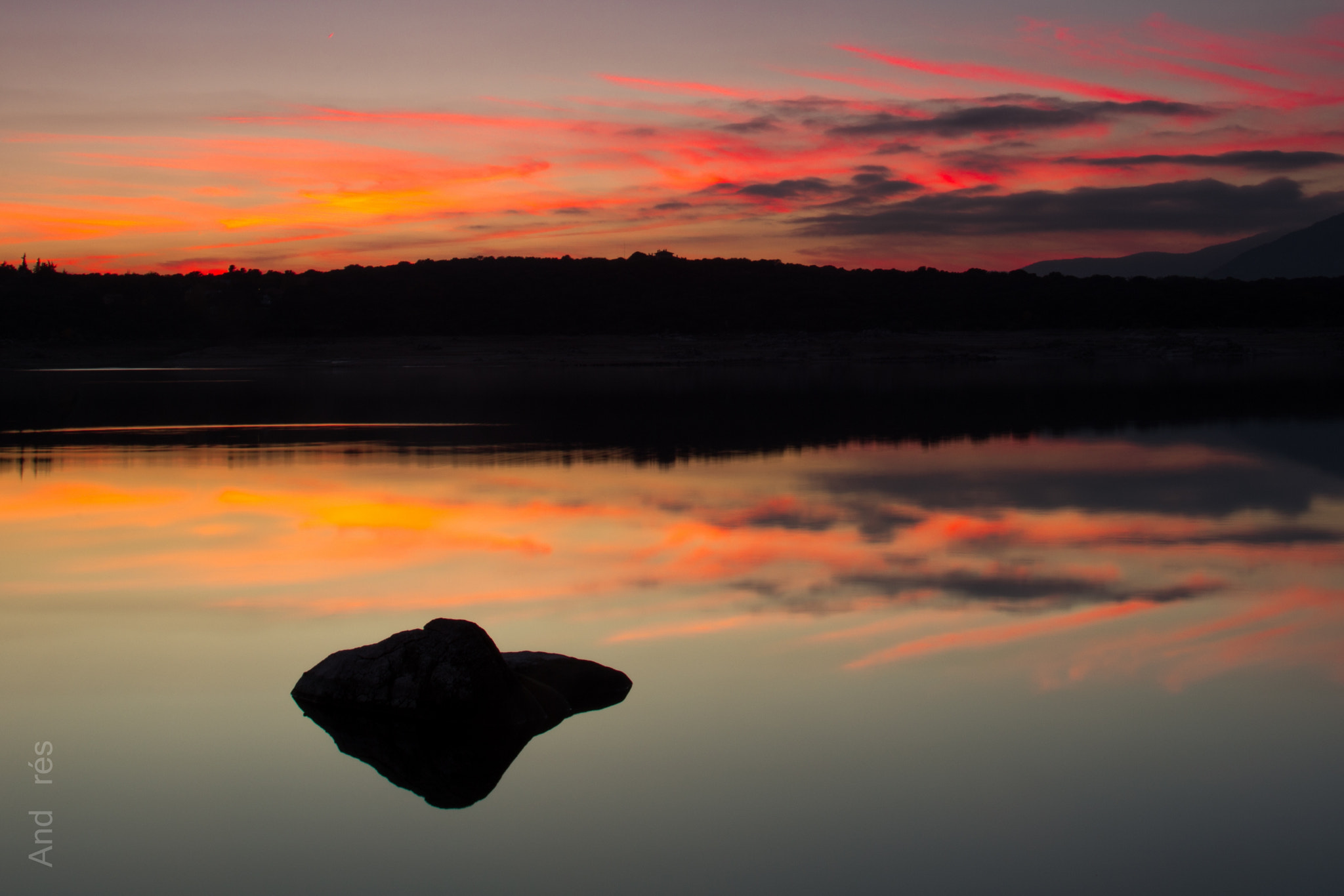 Tamron AF 19-35mm f/3.5-4.5 sample photo. Redflections photography