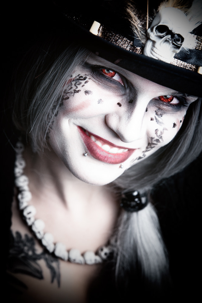 Sony a99 II sample photo. Halloween photography