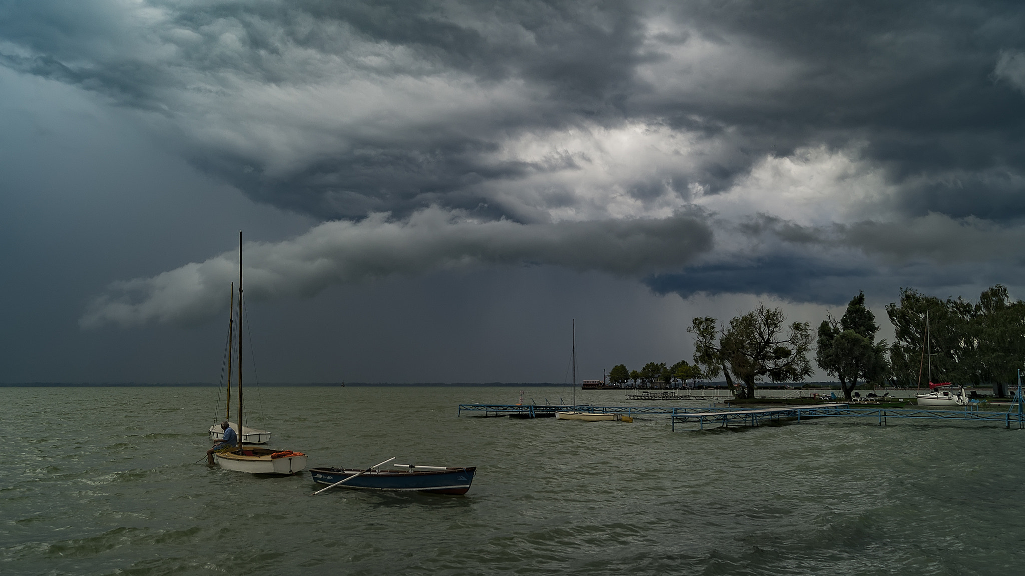 Sony SLT-A58 sample photo. Storm photography