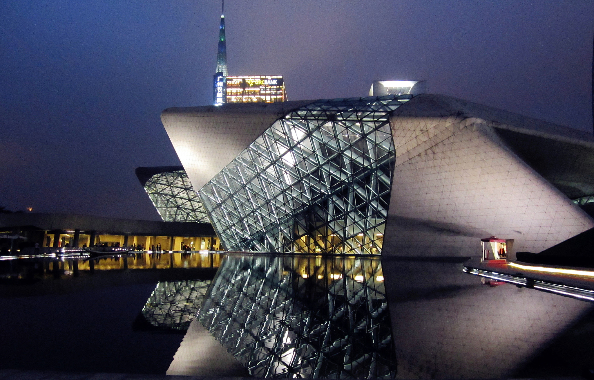 Canon PowerShot ELPH 100 HS (IXUS 115 HS / IXY 210F) sample photo. Guangzhou opera house photography