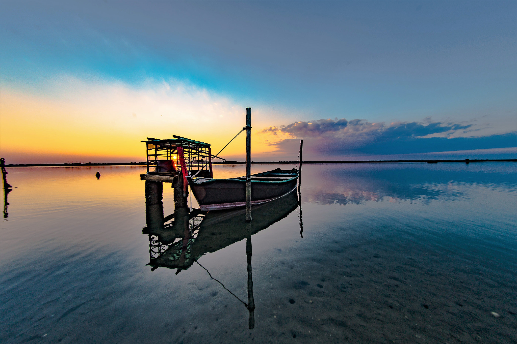 Canon EF 8-15mm F4L Fisheye USM sample photo. Img photography