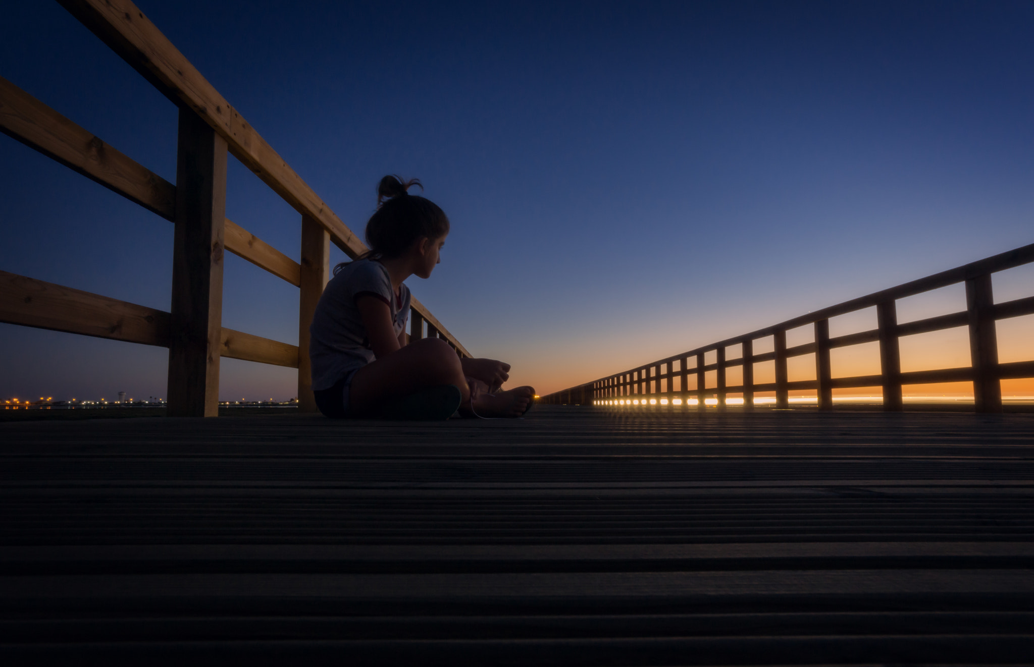 Sony a6000 + ZEISS Touit 12mm F2.8 sample photo. Wacthing the sun go down photography