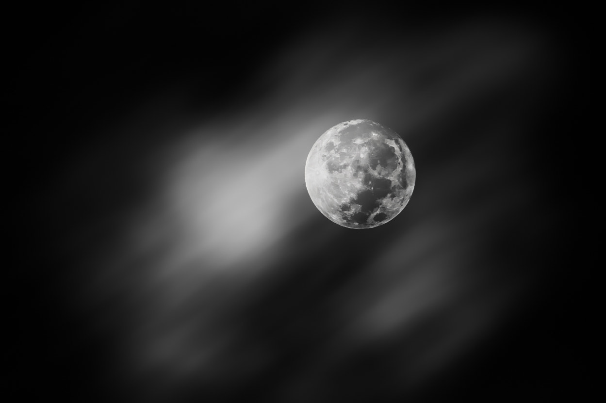 AF-S Zoom-Nikkor 80-200mm f/2.8D IF-ED sample photo. Supermoon from bijeljina photography