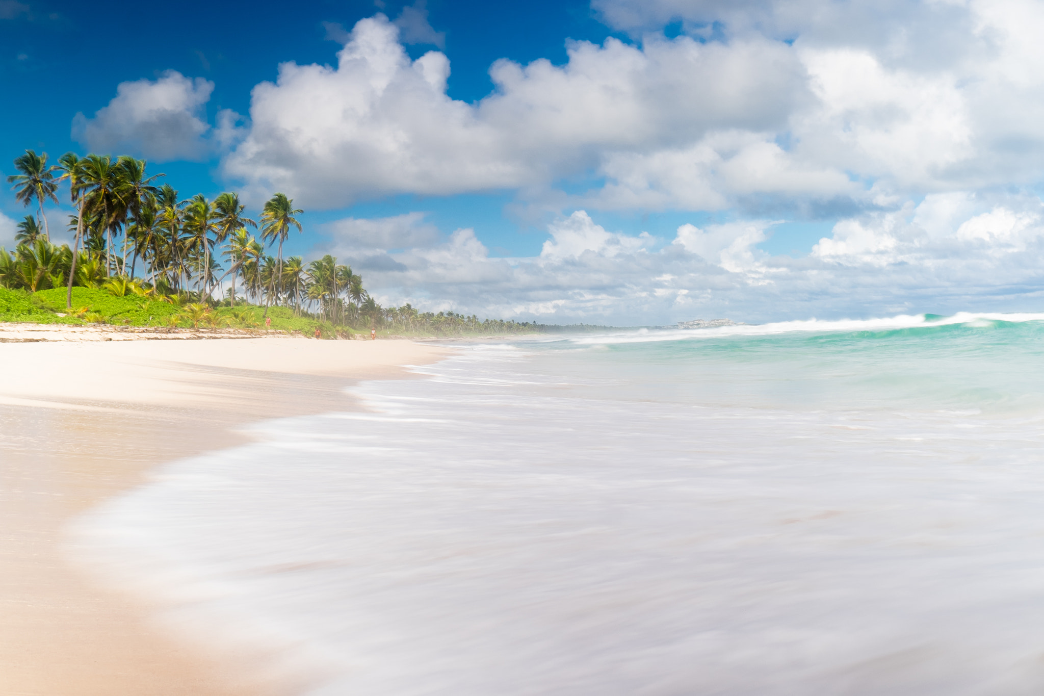 Fujifilm X-E2 + Fujifilm XF 23mm F1.4 R sample photo. Life's better at the beach photography