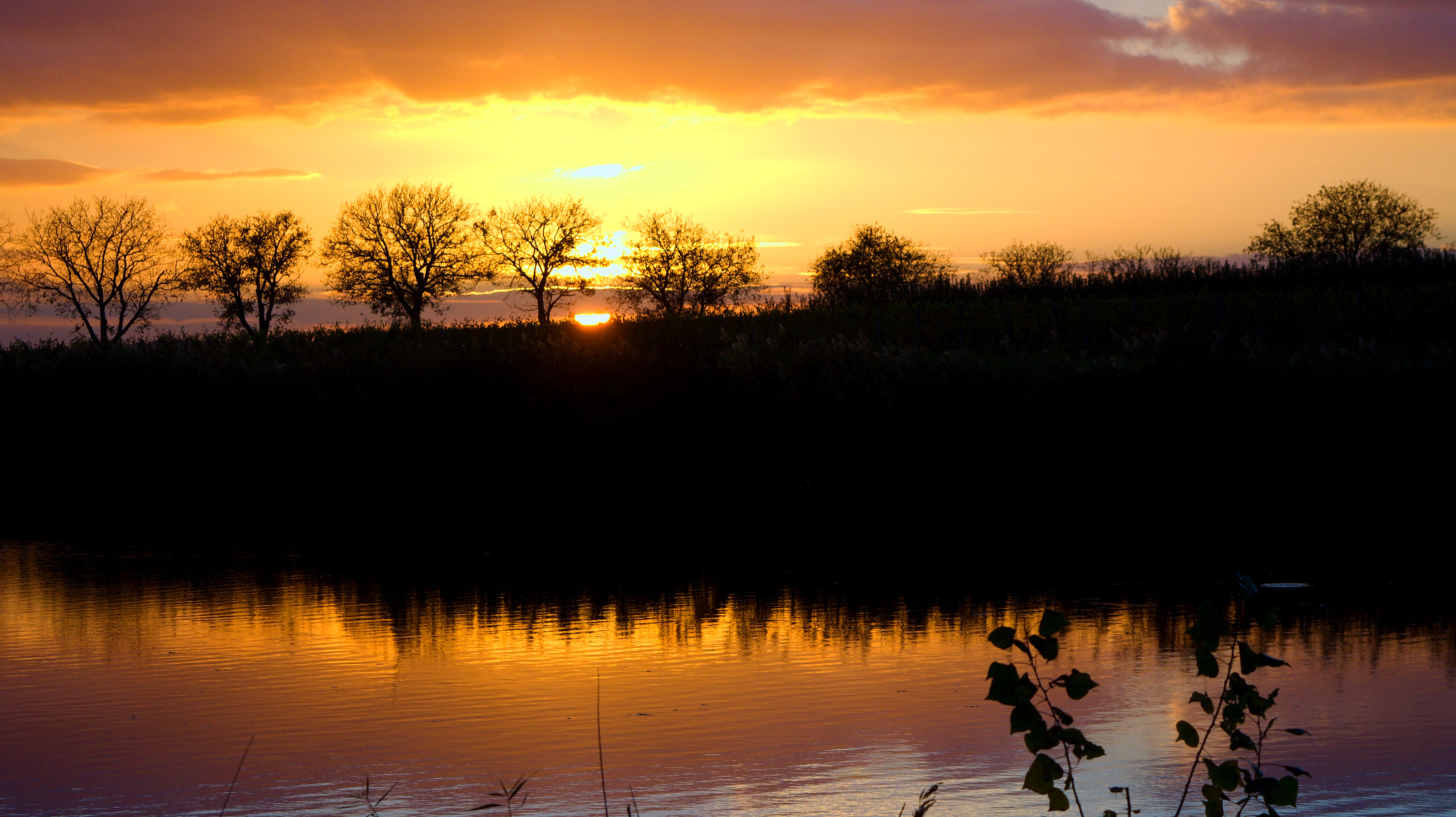 18.00 - 55.00 mm f/3.5 - 5.6 sample photo. Sunset photography